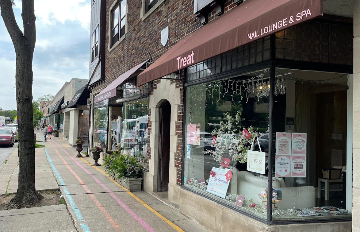Treat Nail Lounge & Spa storefront on Central Street in Evanston, Illinois
